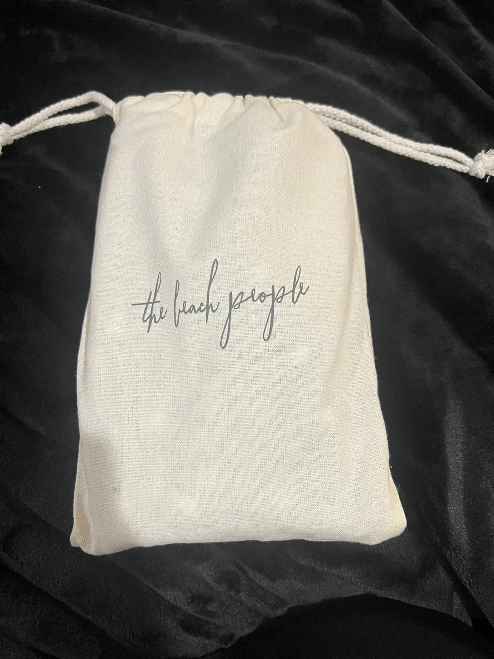 NWT The Beach People “Escape” beach cushion